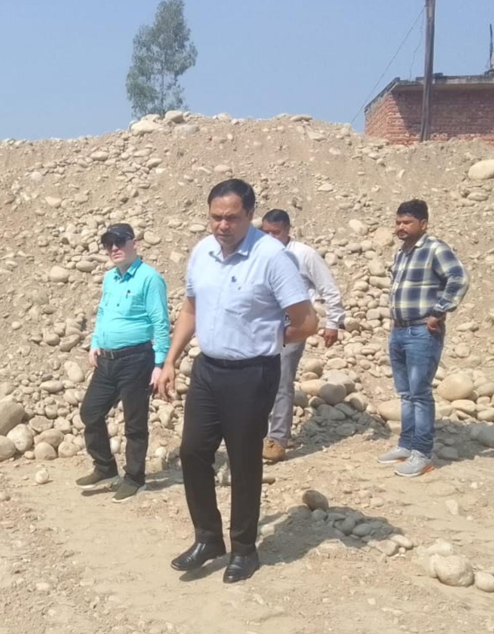 अवैध खनन पर राजस्व विभाग भगवानपुर व खनन विभाग हरिद्वार की बड़ी कार्यवाही,