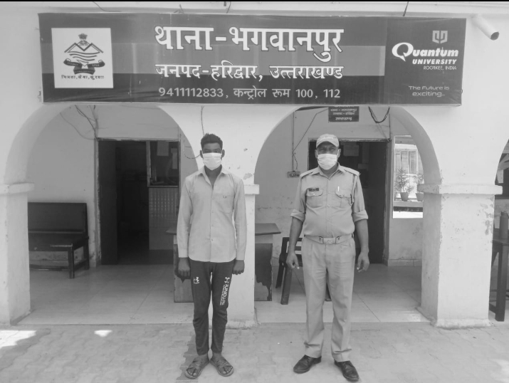 10,000/- रूपये का ईनामी अभियुक्त गिरफ्तार