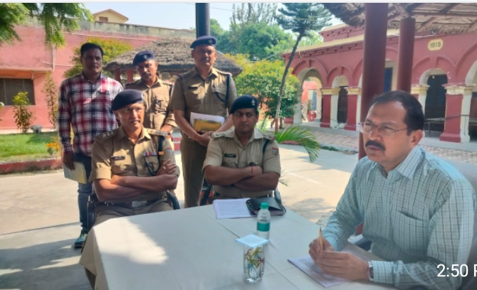 बीती रात में लक्सर पुलिस व बदमाशों की मुठभेड़ का खुलासा किया एसएसपी हरिद्वार डॉ0 योगेंद्र सिंह रावत,