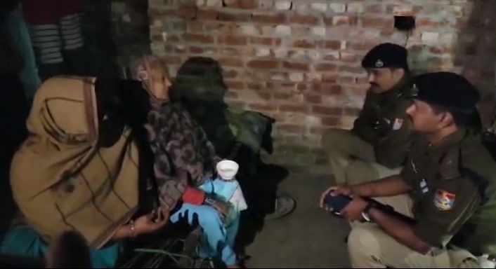 मेले के दौरान 11 व 12 साल की दो किशोरी गायब हो जाने से गांव में मचा हड़कंप, घटना की जानकारी मिलते ही एसएसपी हरिद्वार अजय सिंह पहुँचे पीड़ित परिवार से मिलने,