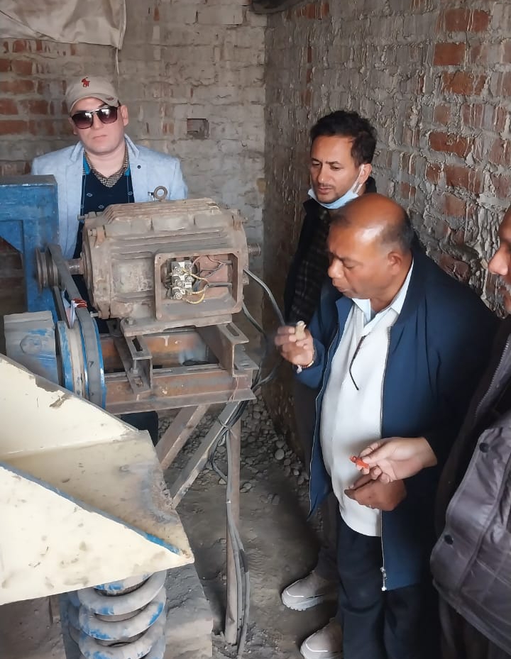 जिलाधिकारी के आदेश पर माइनिंग टीम ने क्षे़त्र में अवैध खनन पर की कारवाई अवैध खनन करने वाले माफियाओं में मचा हड़कम्प,