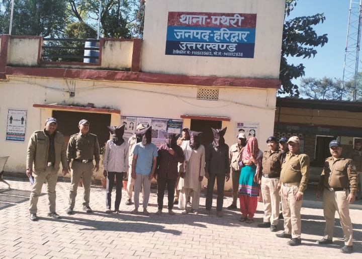पथरी पुलिस ने 5 – 5 हजार के पांच इनामी दबोचे इनामी अपराधियों में हड़कंप*