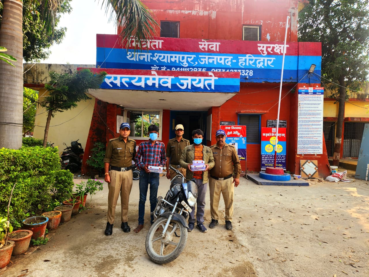 हरिद्वार पुलिस ने क़त्ल का 48 घंटे में किया खुलासा  गला घोंट की थी हत्या, पहचान छुपाने के लिए शराब डालकर जलाया शव