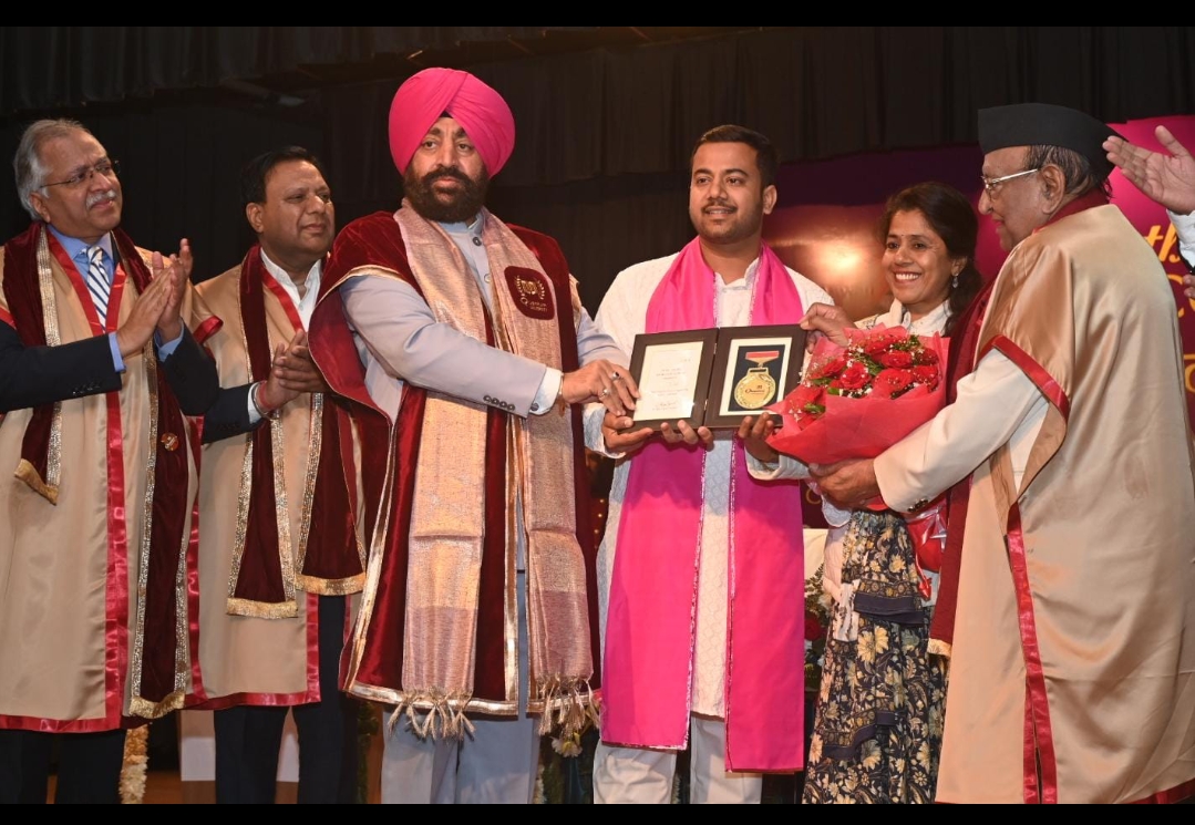 कुलाधिपति/राज्यपाल लेफ्टिनेंट जनरल गुरमीत सिंह (से नि) ने शनिवार को क्वॉन्टम विश्वविद्यालय, रुड़की, हरिद्वार के चौथे दीक्षांत समारोह में किया प्रतिभाग।