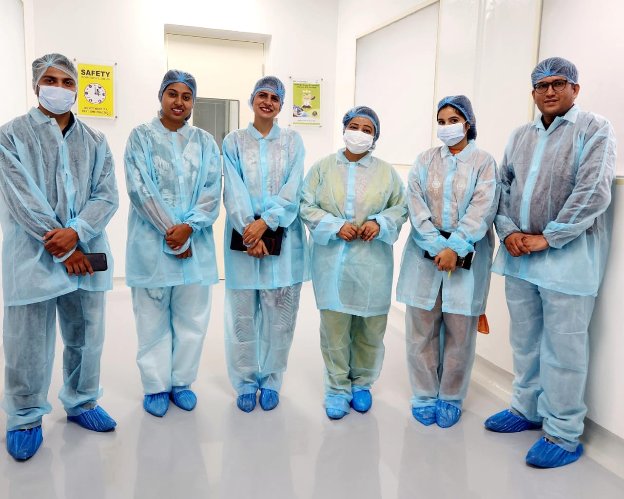 अपर आयुक्त के निर्देशानुसार  रुड़की-भगवानपुर क्षेत्र में स्थित औषधि निर्माण इकाइयों का औचक निरीक्षण किया गया।