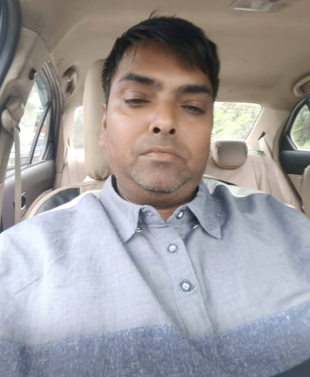 पत्रकार जगत में युवा पत्रकार जाने से बहुत बड़ी छति दैनिक जागरण के पत्रकार नितिन कुमार गुड्डू के अचानक निधन पर पत्रकारों में शोक की लहर ह्रदय की गति रुक जाने से उनका निधन हो गया था आज उनके गांव तेल्लीवाला में अंतिम संस्कार किया गया।