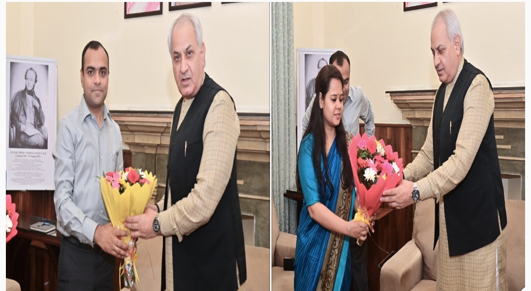 जिलाधिकारी मयूर दीक्षित एवं मुख्य विकास अधिकारी आकांक्षा कोण्डे ने एनजीटी नई दिल्ली के विशेषज्ञ सदस्य डॉ . अफरोज अहमद का पुष्प गुच्छ भेट कर किया।