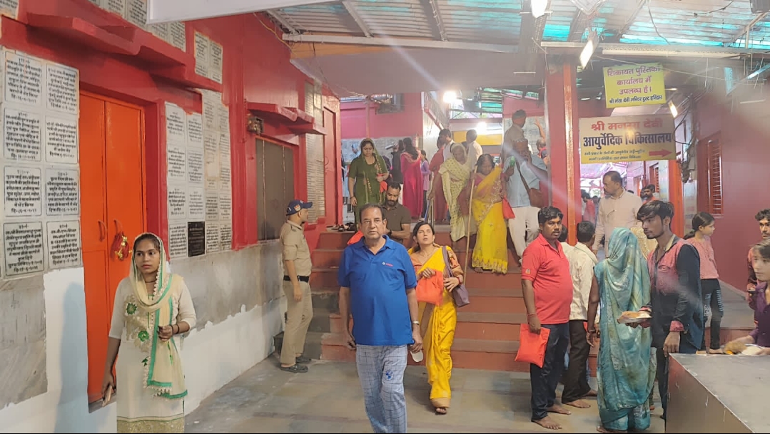 नवरात्रि के मद्देनज़र माँ मनसा देवी मंदिर में सुरक्षा व्यवस्था के कड़े इंतज़ाम किए गए हैं