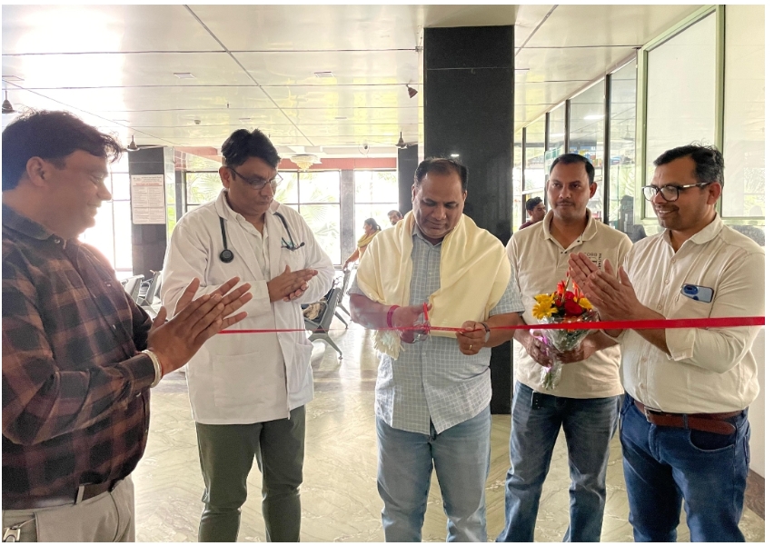 विश्व स्वास्थ्य दिवस पर जया मैक्सवेल बहादराबाद हॉस्पिटल में निःशुल्क चिकित्सा शिविर का आयोजन किया गया।  जिसका शुभारंभ ज्वालापुर विधायक रवि बहादुर ने फीता काटकर किया।  इस निशुल्क स्वास्थ्य शिविर में लगभग 300 लोगों ने प्रतिभा कर शिविर का लाभ लिया।