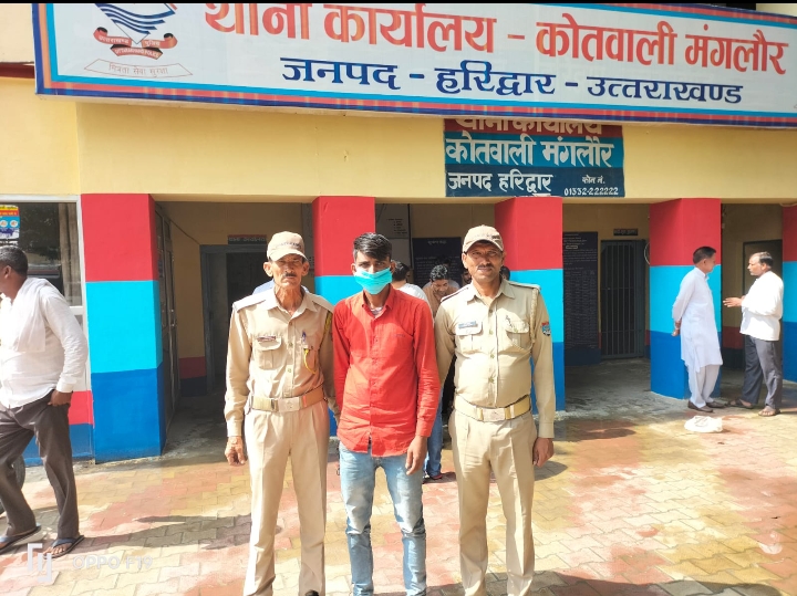 10000 का इनामी गैंगस्टर गिरफ्तार ,चोरी के अपराधो मे रहता था सलिप्त।