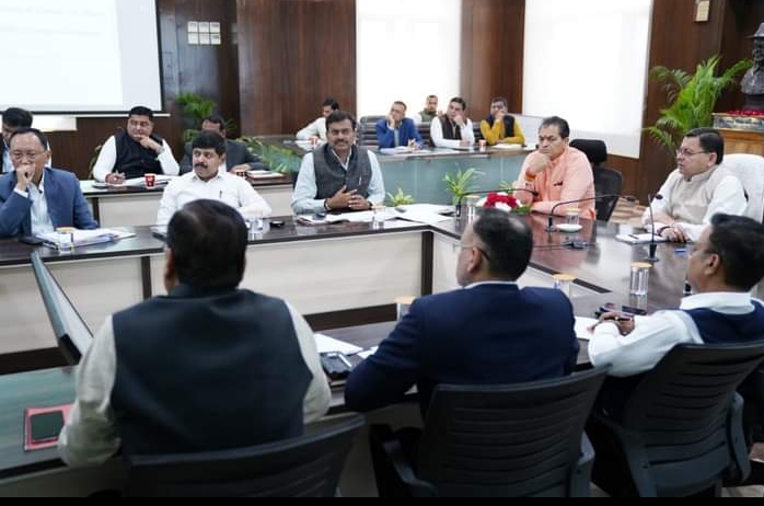 बड़ी खबर : सचिवालय में सोमवार को मुख्यमंत्री पुष्कर सिंह धामी ने राजस्व प्राप्ति की स्थिति की समीक्षा करते हुए बैठक ली !
