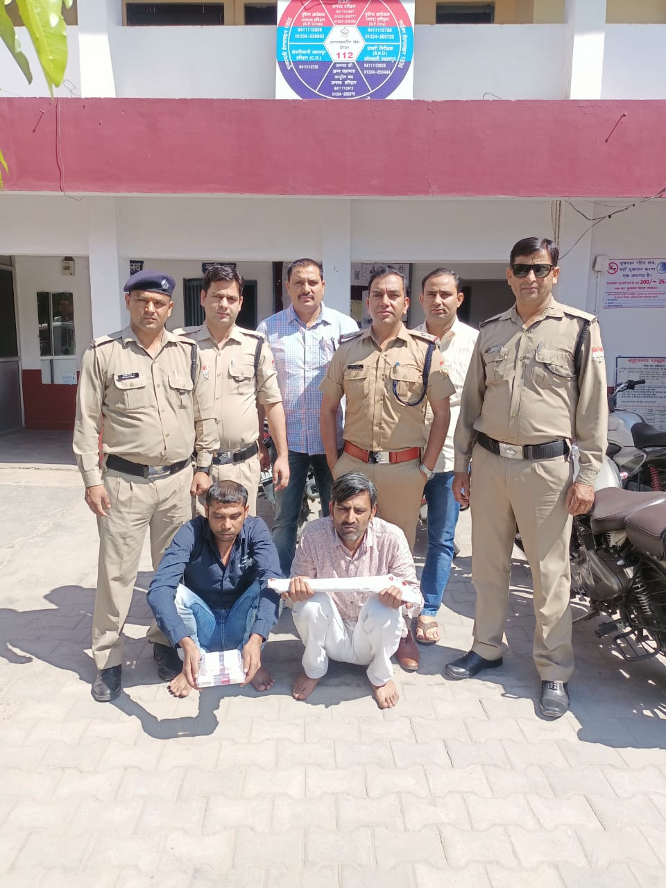 फायरिंग के आरोपियों को पुलिस टीम ने 06 घंटे के भीतर किया गिरफ्तार,