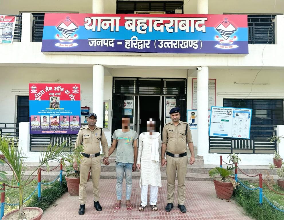 संपति हड़पने की नियत से वृद्ध महिला पर आत्मघाती हमला करने वाले 02 आरोपी दबोचे