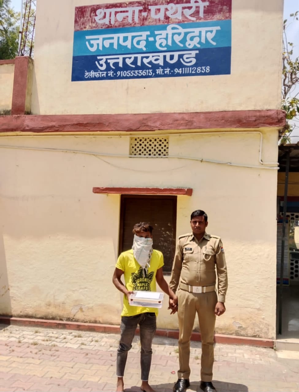 दोस्त की बर्थडे पार्टी में तमंचा लहराना युवक को पड़ा भारी