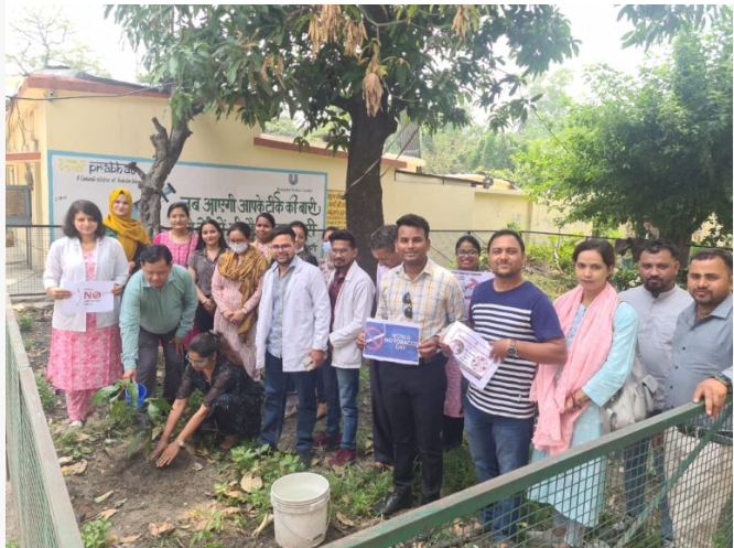 बहादराबाद सामुदायिक स्वास्थ्य केंद्र में विश्व तंबाकू निषेध दिवस 2023 मनाया गया