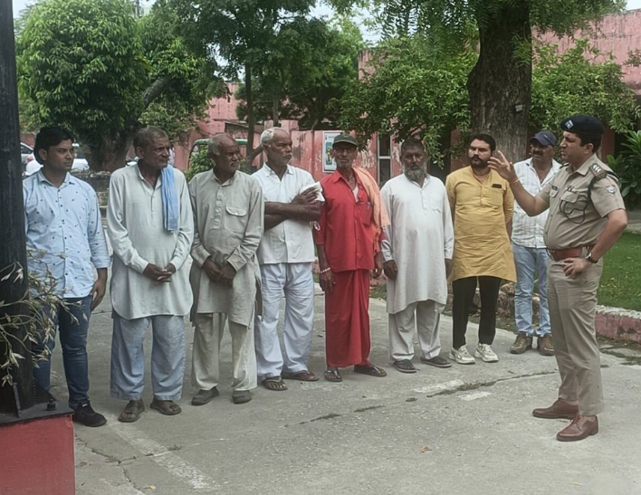 हिस्ट्रीशीटरों की हरिद्वार पुलिस ने कराई परेड