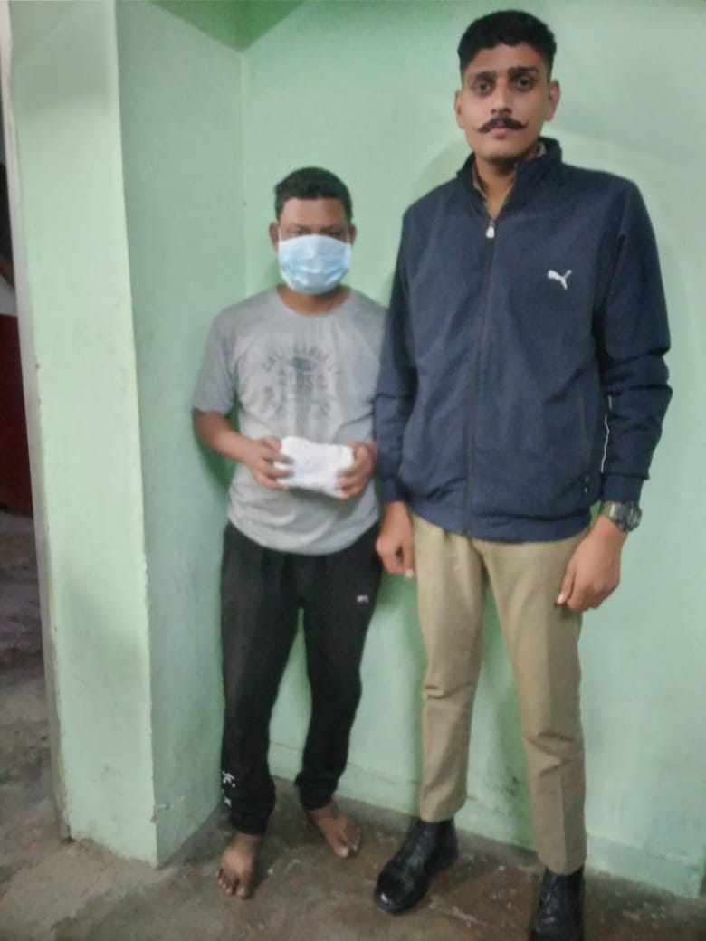 सट्टे की खाईबाड़ी करते हुवे एक अभियुक्त को पुलिस ने सट्टा सामग्री व ₹5780 नगदी के साथ किया गिरफ्तार