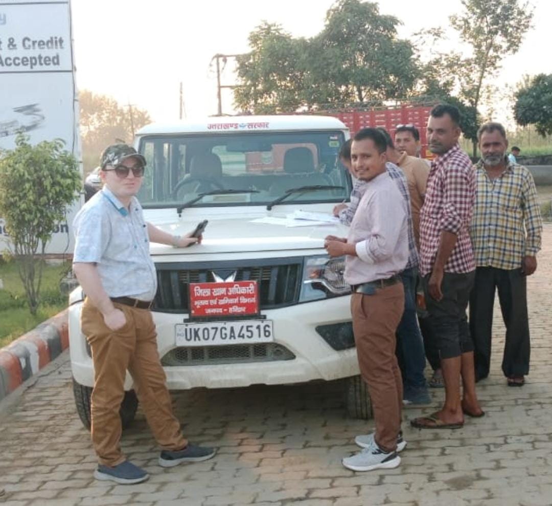 अवैध खनन पर खनन विभाग की ताबड़तोड़ कार्यवाही से मची अफरातफरी जिला खान अधिकारी,ने लालवाला- लामग्रान्ट में अवैध खनन में 04 ट्रैक्टर ट्रॉली को किया सीज।