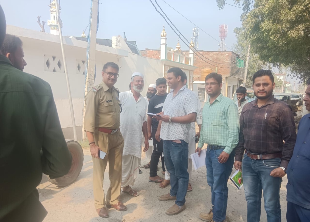 विधुत विभाग की छापेमारी से मचा हड़कम्प 17 घरों मे बिजली चोरी पकड़ी गई 