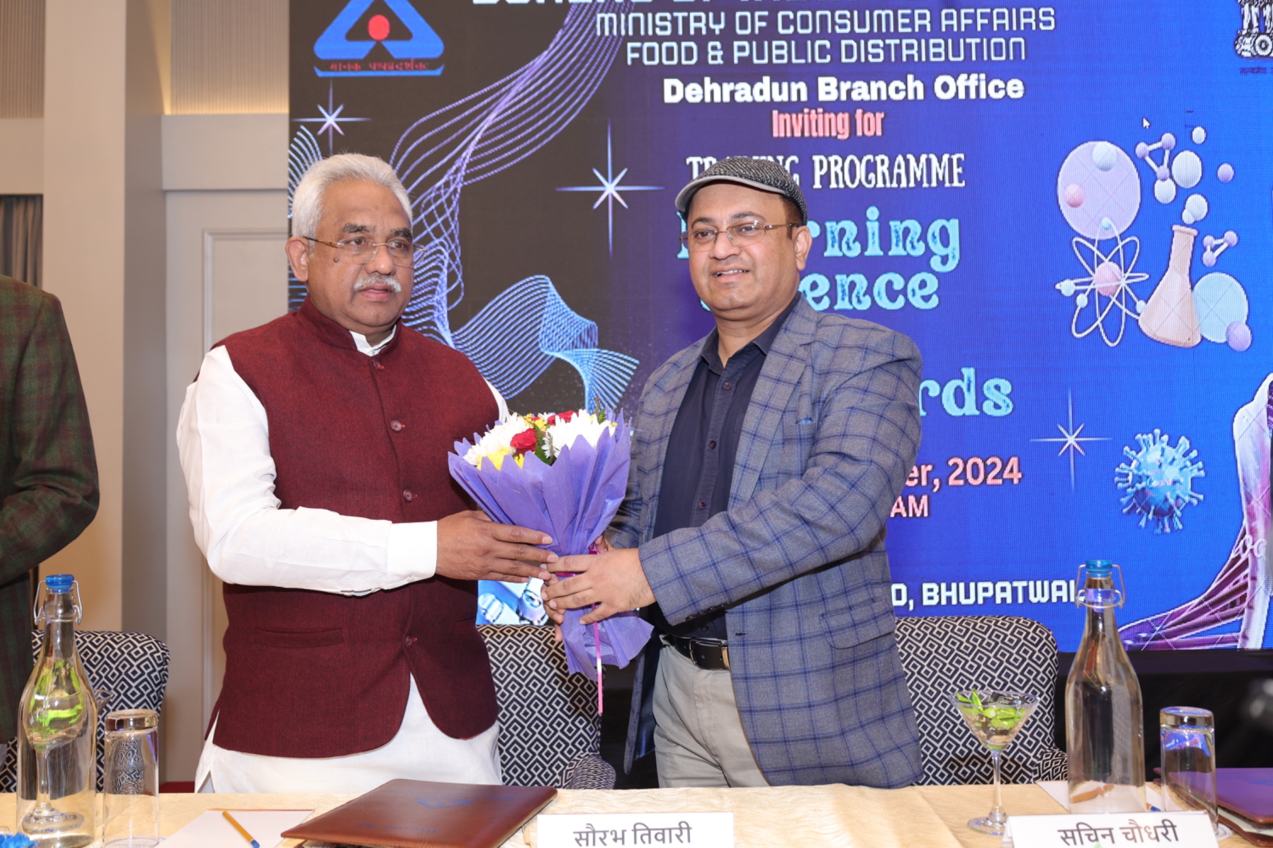 मानकों के माध्यम से विज्ञान सीखने की कार्यशाला का हरिद्वार विधायक मदन कौशिक ने किया शुभारंभ।  कई जिलों के 80 से अधिक शिक्षकों ने किया प्रतिभाग