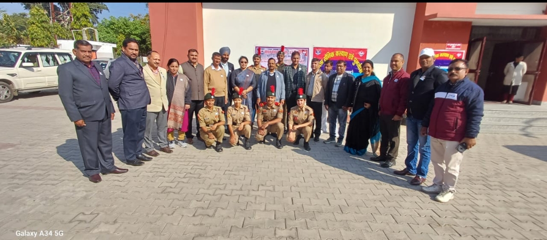 सशस्त्र सेना झण्डा दिवस हर वर्ष 07 दिसम्बर को सैनिकों, भूतपूर्व सैनिकों और भारतीय सशस्त्र बलों के शहीदों के सम्मान, स्मृति एवं सहयोग में जिला सैनिक कल्याण एवं पुर्नवास कार्यालय हरिद्वार द्वारा मनाया गया। 