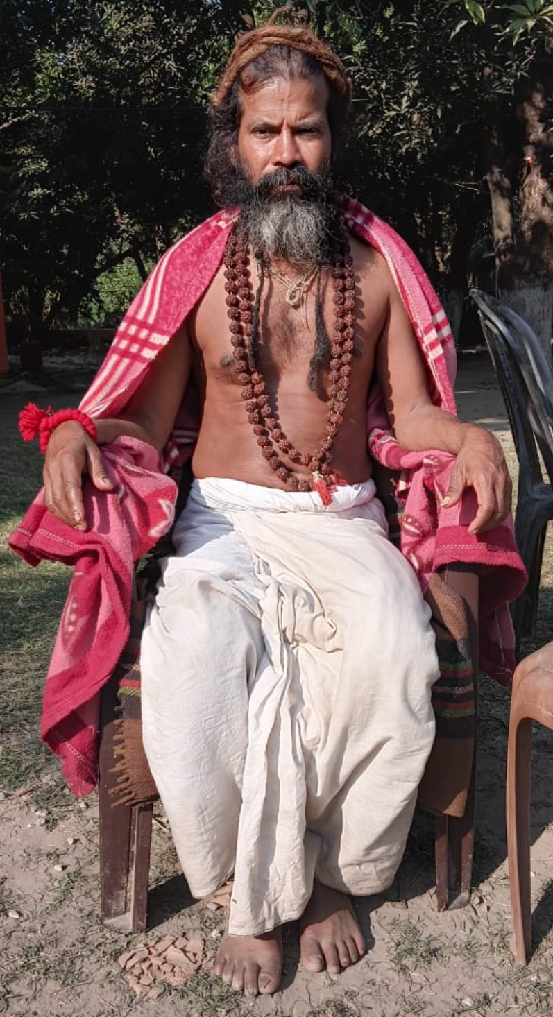 गंगा से खनिज सामग्री उठाने के विरोध में मातृ सदन ब्रह्मचारी दयानंद सरस्वती संत का आमरण अनशन दूसरे दिन भी रहा जारी।  इस अनशन की प्रमुख मांगों में से एक है कि सभी संबंधित अधिकारियों और मंत्रियों,  की संपत्ति की जांच की जाए जो इस अवैध गतिविधि में संलिप्त हैं।   उत्तराखंड राज्य के मंत्रियों और अधिकारियों पर ED जांच होने की बात कही जो माफियाओं का समर्थन कर केवल उन्हें फायदा पहुंचाने का कार्य कर रहे हैं।  