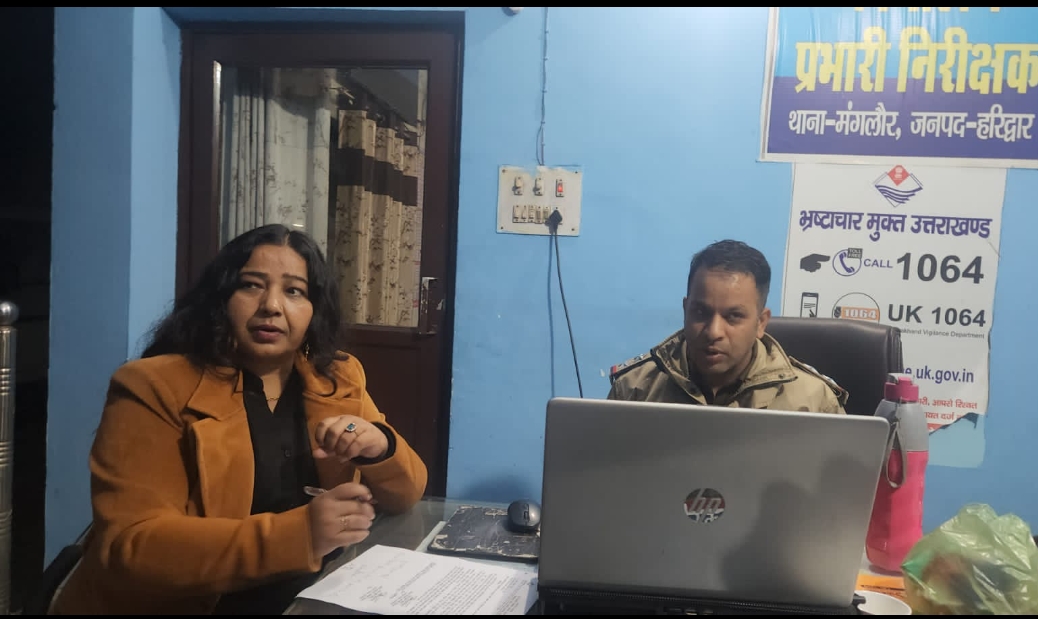ड्रग इंस्पेक्टर अनीता भारती ने क्षेत्र में लगातार मिल रही शिकायतों के मद्देनजर मेडिकल स्टोर्स पर सख्त कार्रवाई करते हुए एक बड़ा कदम उठाया है। बीते दिनों आलम मेडिकल पर छापेमारी के दौरान नारकोटिक दवाइयों की अवैध बिक्री का मामला सामने आया था। इस पर ड्रग इंस्पेक्टर द्वारा मेडिकल स्वामी को कारण बताओ नोटिस जारी किया गया था।