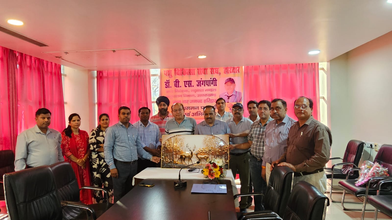 गढ़वाल मण्डल के अपर निदेशक (पशुपालन) डॉ. भूपेन्द्र सिंह जंगपांगी ने जनपद हरिद्वार के भ्रमण एवं निरीक्षण कार्यक्रम के तहत जनपद हरिद्वार के विभिन्न पशुचिकित्सालयों एवं NLM योजना में पशु चिकित्सालय झबरेड़ा व मंगलौर के क्षेत्र अंतर्गत piggery फॉर्म का स्थलीय निरीक्षण किया।