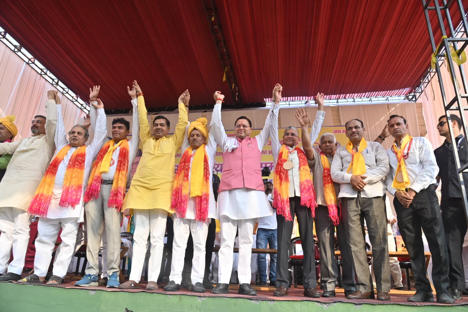 मुख्यमंत्री पुष्कर सिंह धामी ने हरिद्वार में धनगर समाज द्वारा आयोजित लोकमाता अहिल्याबाई होल्कर की त्रिशताब्दी जयंती कार्यक्रम में प्रतिभाग किया।  इस अवसर पर मुख्यमंत्री ने घोषणा की कि ग्राम सभा सलेमपुर का नाम प्रस्ताव एवं अनापत्ति  आने पर लोकमाता अहिल्याबाई  होलकर के नाम पर किया जाएगा