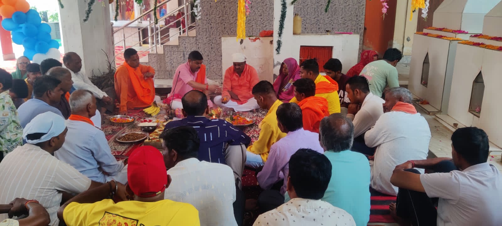 अलीपुर आनंद नगर गांव के खेड़ा शिव मंदिर पर पिछले कई वर्षों से जून के महीने में विशाल भंडारे का आयोजन किया जाता है। इस विशाल भंडारे में गांव वे आसपास गांव के लोग भी सहयोग करते है ऐसा करने से गांव में अमन ओर शांति बनी रहती है यह आयोजन मन्दिर समिति की ओर से हर वर्ष किया जाता है।