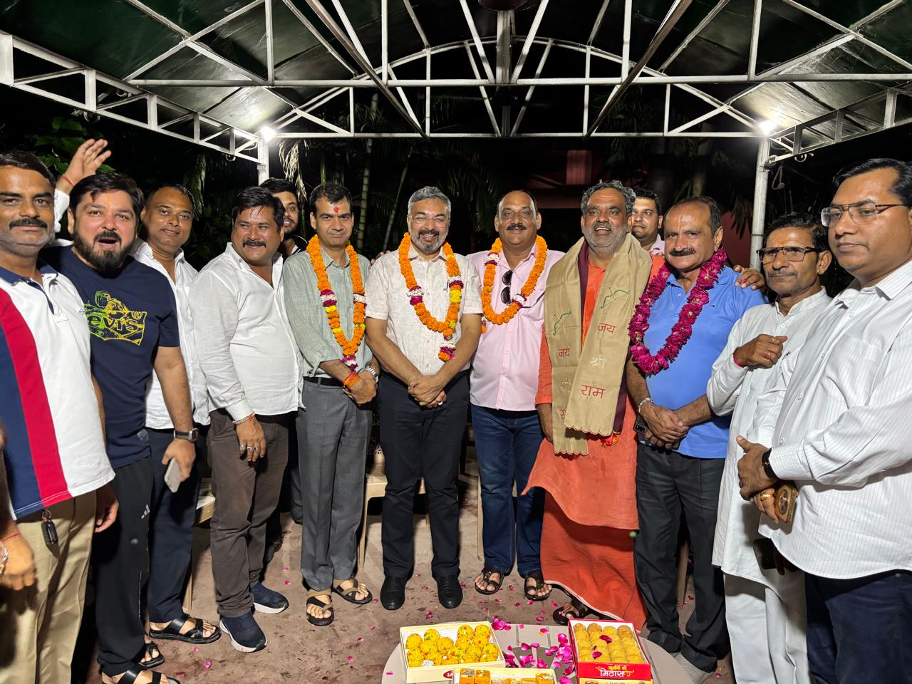 भाजपा की प्रदेश कार्यकारिणी में पूर्व कैबिनेट मंत्री स्वामी यतीश्वरानंद को मिला उपाध्यक्ष का पद -भाजपा की प्रदेश कार्यकारिणी में पद मिलने पर किया वेद मंदिर आश्रम पहुंचकर स्वागत