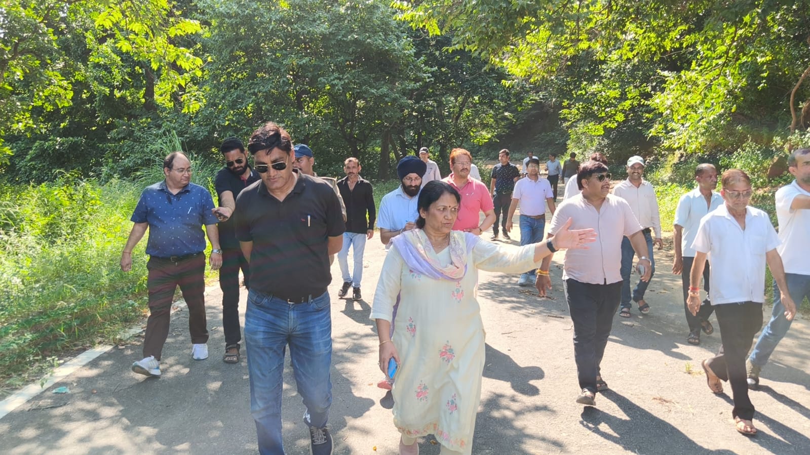 मानसून काल के दौरान जनपद में आई बाढ़ एवं आपदा से हुई वास्तविक क्षति के आकलन के लिए राष्ट्रीय आपदा प्रबंधन प्राधिकरण द्वारा पोस्ट डिज़ास्टर नीड्स असेसमेंट प्रक्रिया के तहत गठित सर्वेक्षण टीम ने सीबीआरआई के चीफ साइंटिस्ट डॉ.अजय चौरसिया के नेतृत्व में रविवार को जिला आपदा कार्यालय सभागार हरिद्वार में बैठक ली.।