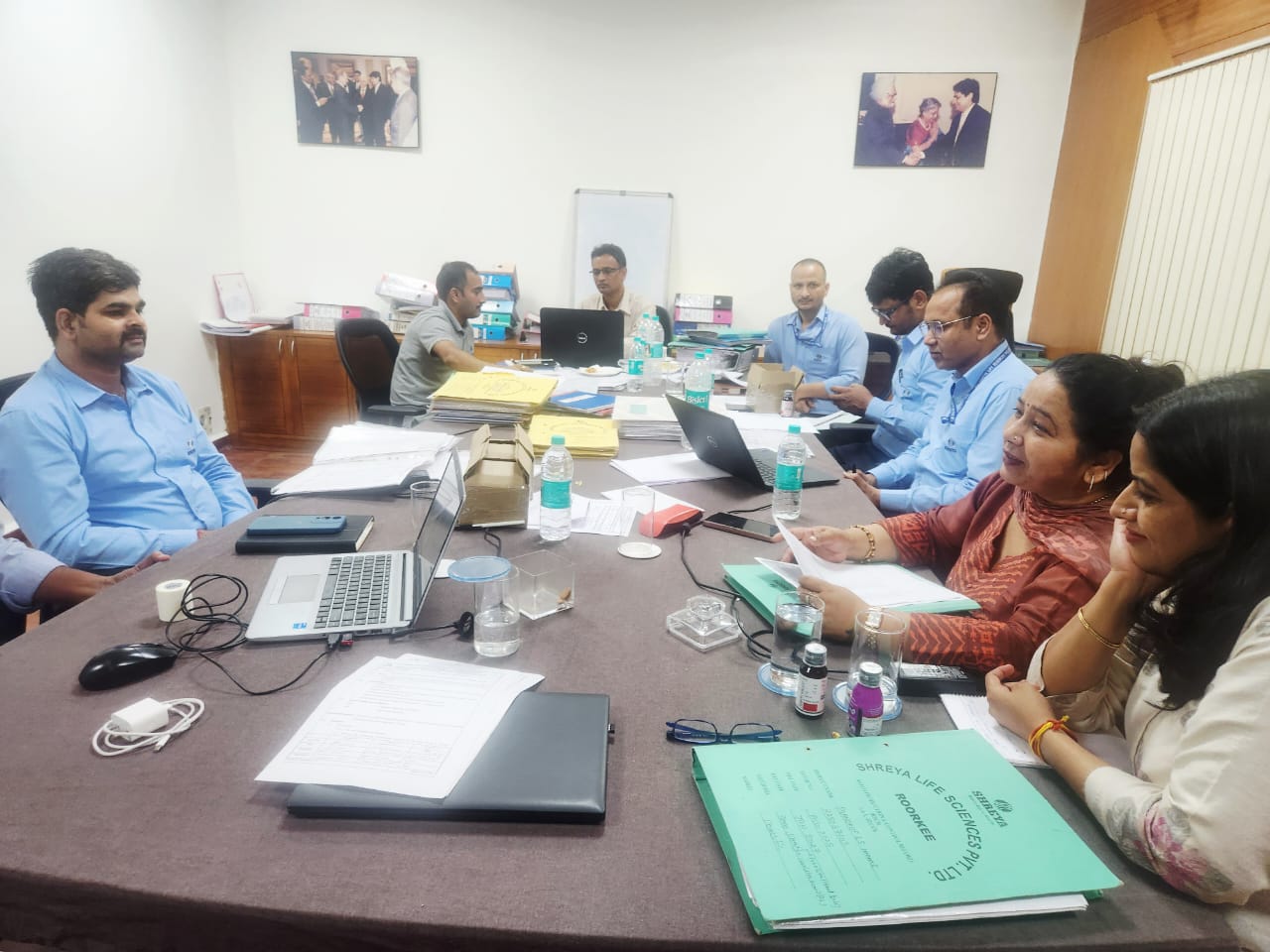 हरिद्वार में एफ.डी.ए. की ताबड़तोड़ कार्रवाई-CMSD स्टोर, मेडिकल स्टोर और फार्मा कंपनियों से 20 नमूने लिए गए।