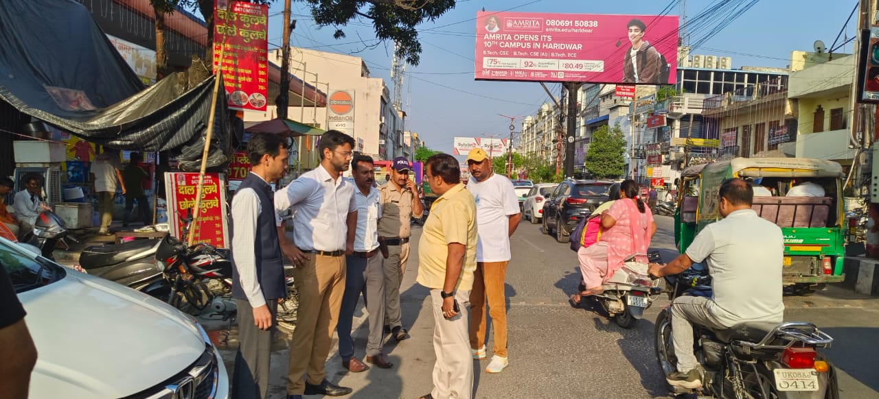 हरिद्वार नगर निगम का बड़ा फैसला: दिवाली पर सफाईकर्मी-अधिकारी रहेंगे मुस्तैद, अवकाश रद्द, लापरवाही पर दो को कारण बताओ नोटिस 