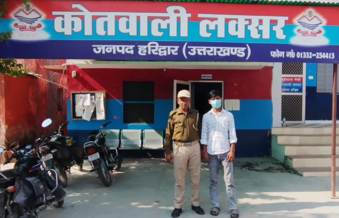 किशोरी का अपहरण करने वाले आरोपी अभियुक्त को UP से लक्सर पुलिस ने किया गिरफ्तार।