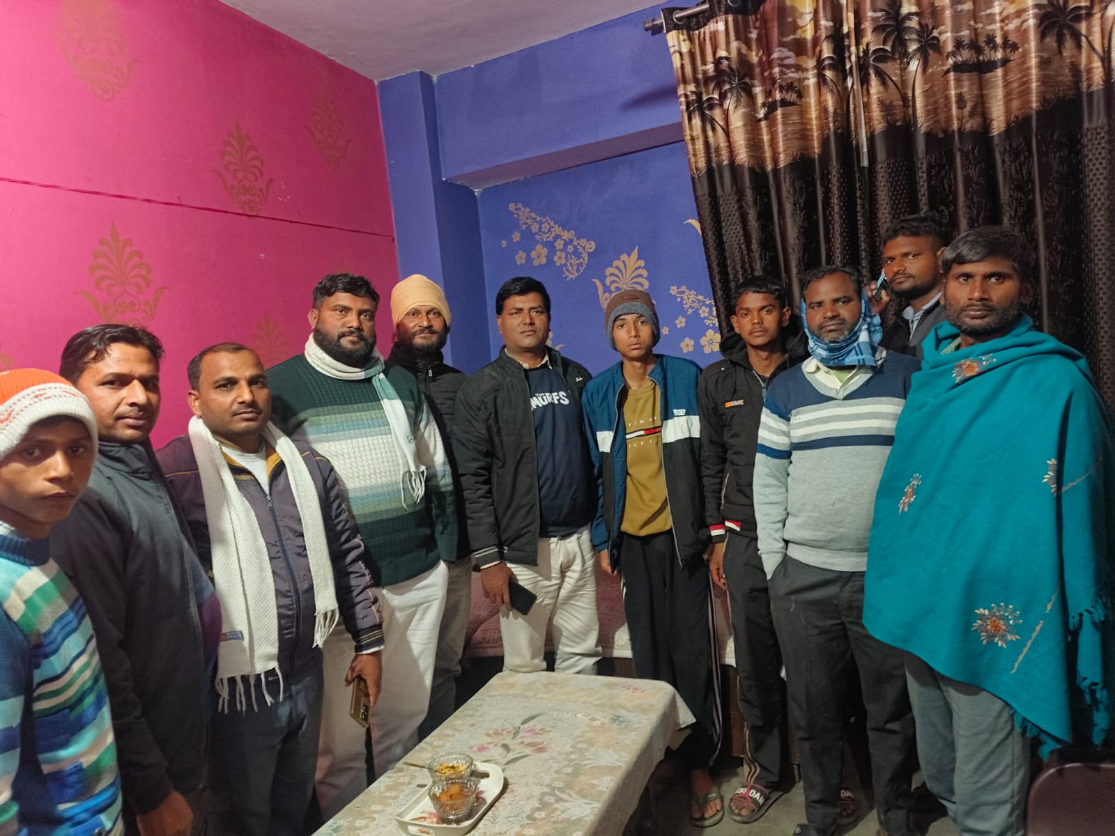 अंतरराष्ट्रीय जनकल्याण रविदास धाम ट्रस्ट की एक मीटिंग शुक्रवार की श्याम को ज्वालापुर विधानसभा गांव कोट्टा मुरादनगर में आयोजित की गयी।   जिलाध्यक्ष सुशील मालियान ने आज विधानसभा ज्वालापुर प्रचारक,सन्दीप कुमार मास्टर,विधानसभा प्रचारक भगवानपुर,पोपीन कुमार,को जिम्मेदारी दी।