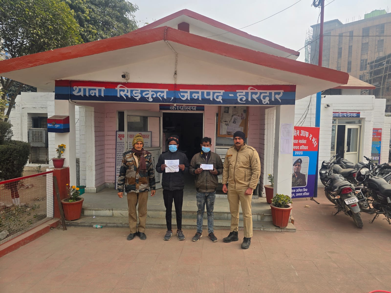 सिडकुल पुलिस की सट्टा कारोबार के विरुद्ध सख़्त कार्यवाही जारी।  सट्टे की खाई बड़ी करते हुए 02 आरोपी अभियुक्त को पुलिस ने किया गिरफ्तार।