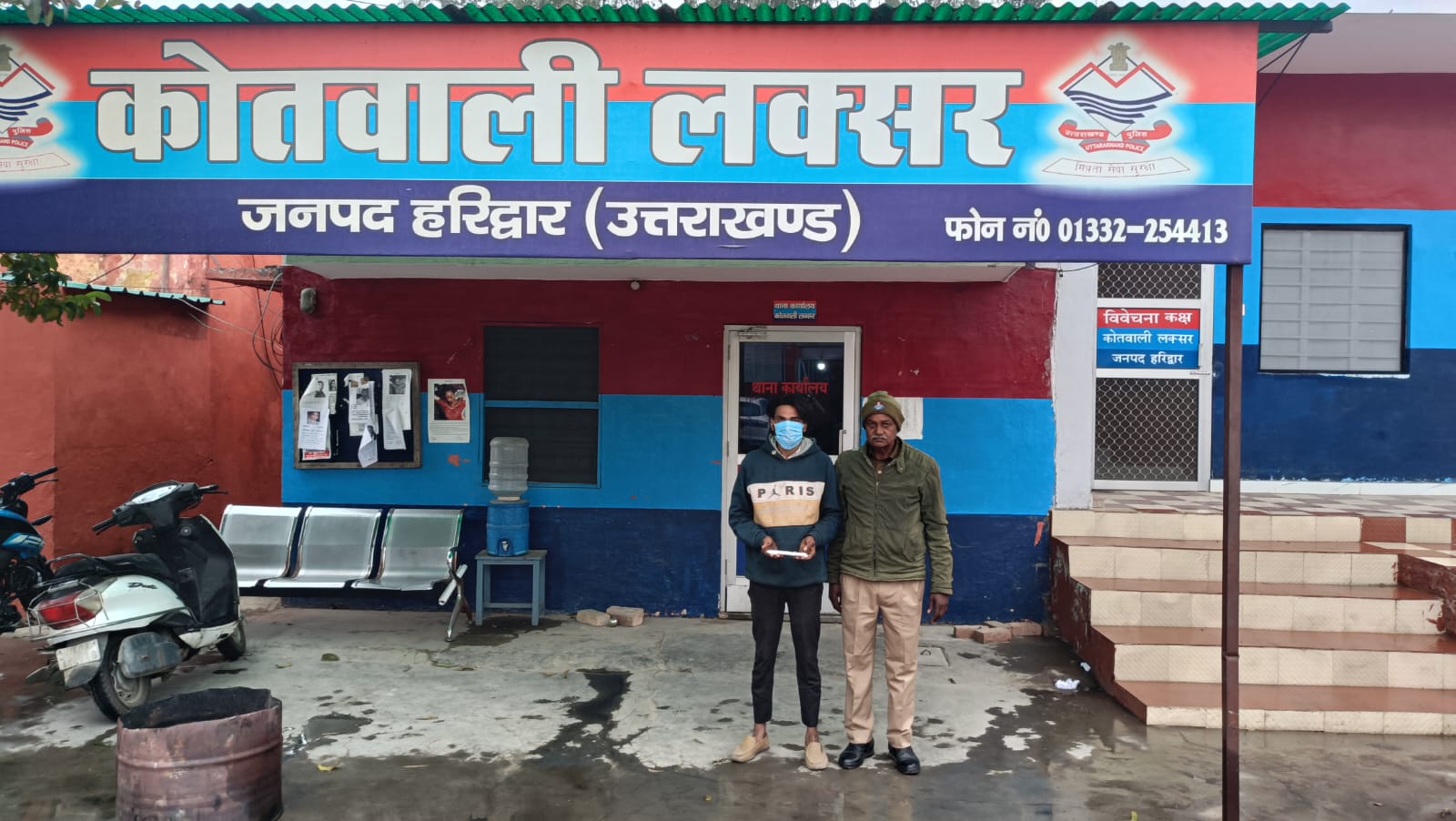 कोतवाली लक्सर पुलिस ने एक आरोपी अभियुक्त को अवैध चाकु के साथ 01 व्यक्ति को किया गिरफ्तार।