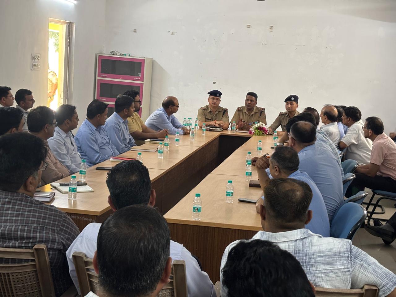 भगवानपुर क्षेत्रअंतर्गत स्थित कम्पनी व फैक्ट्रीयो पर नियुक्त श्रमिको की समस्या के समाधान के लिये फैक्ट्री के GM एवं HR  के साथ की गई मिटिग।