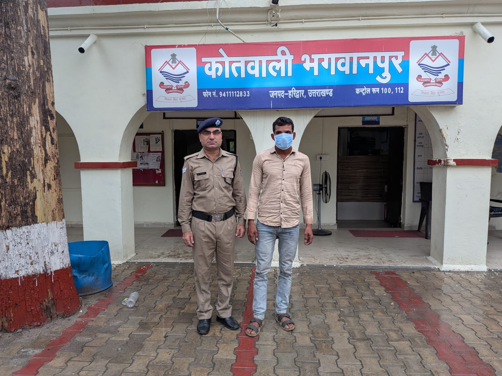 हरिद्वार पुलिस की अपराधियों के विरुद्ध प्रभावी कार्रवाई लगातार जारी।  गोवंश संरक्षण अधिनियम के मुकदमे में वांछित आरोपी को भगवानपुर पुलिस ने हिरासत में लिया।