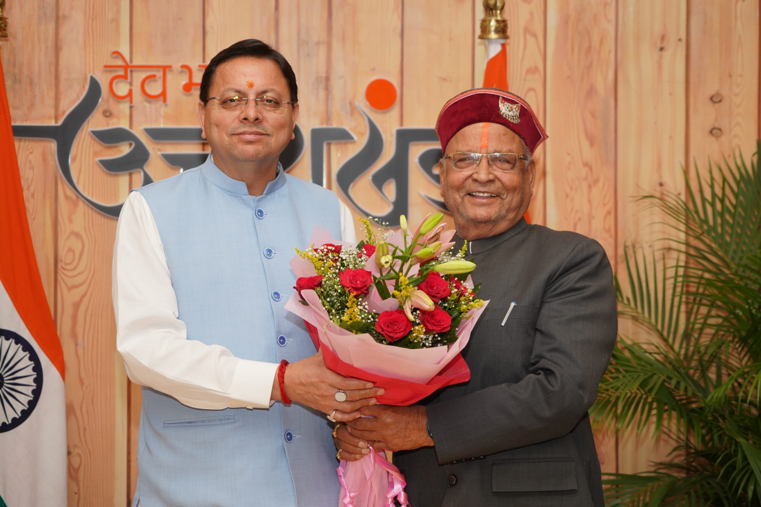 मुख्यमंत्री पुष्कर सिंह धामी से आवास में कालाढूंगी विधानसभा क्षेत्र से विधायक  बंशीधर भगत ने की शिष्टाचार भेंट।